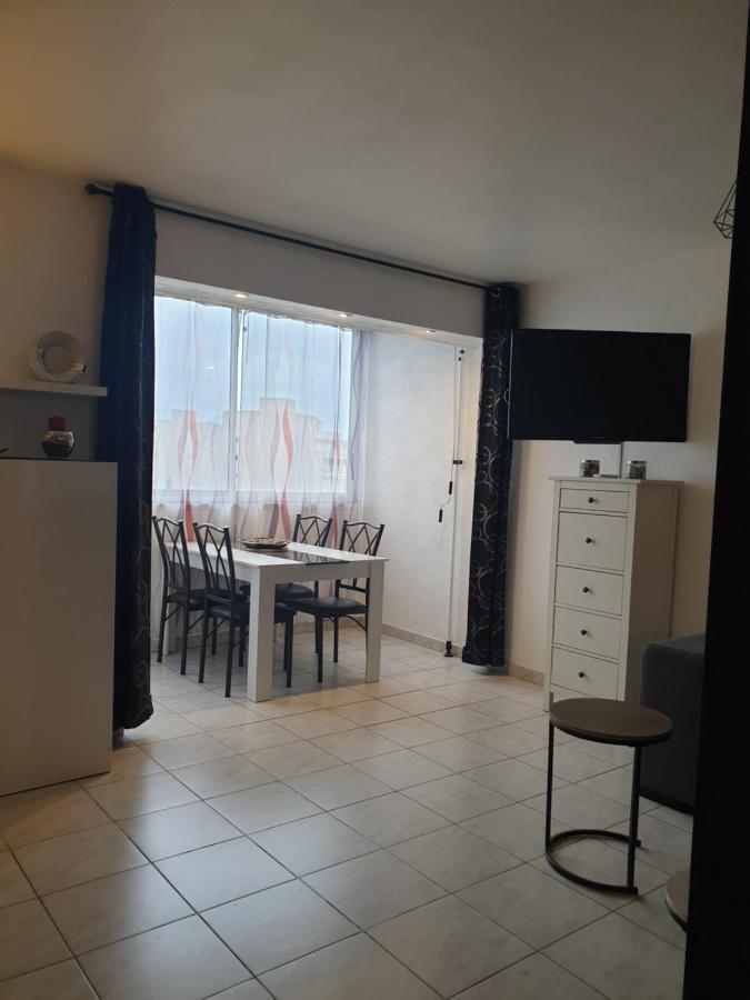 Apartamento Le Queirele Le Lavandou Exterior foto